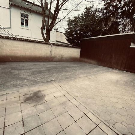 Lovely 1-Bed Apartment In Koblenz Coblence Extérieur photo
