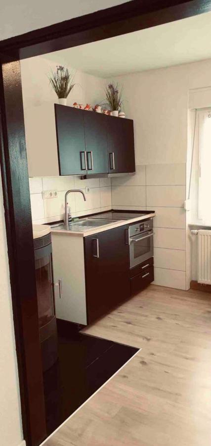 Lovely 1-Bed Apartment In Koblenz Coblence Extérieur photo